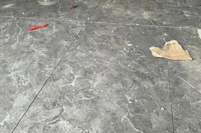 地砖太硬是不是不好(地砖太硬是不是不好装修)